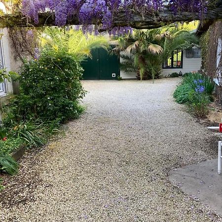 La Berge Du Clain - Joli Appartement A ポアティエ エクステリア 写真