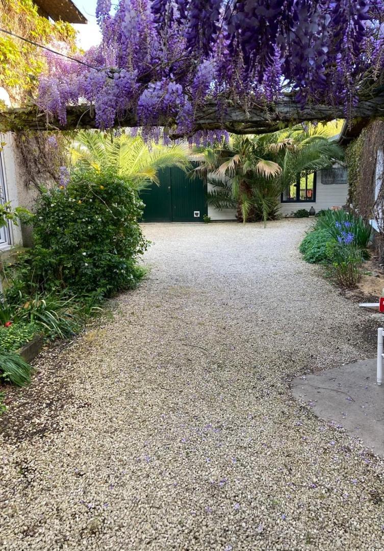 La Berge Du Clain - Joli Appartement A ポアティエ エクステリア 写真